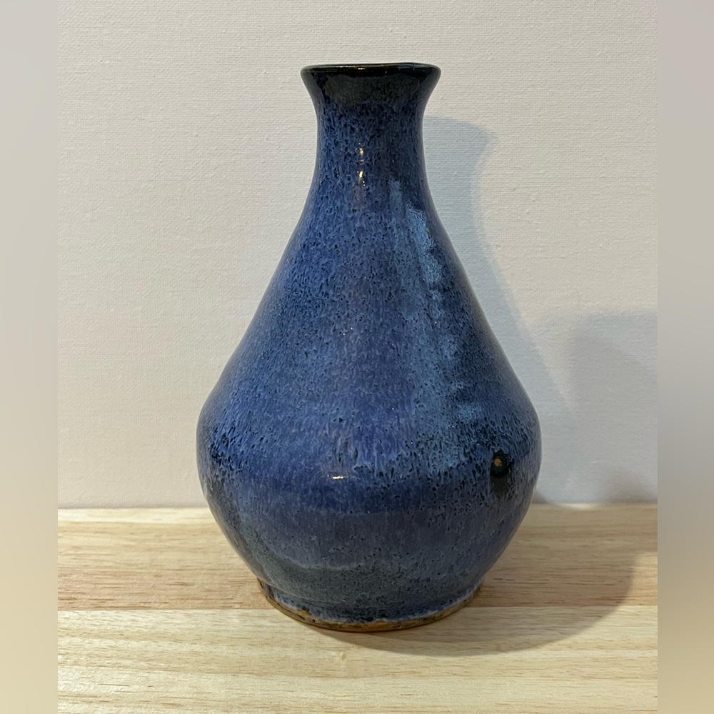 VINTAGE HANDMADE STUDIO POTTERY VASE DECOR - Picture 2 of 10